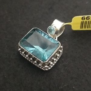 Teal Fluorite pendant NWT